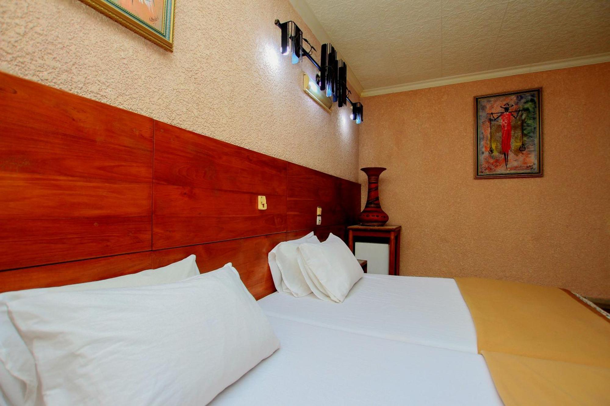 Hotel Le Prince Cotonou Luaran gambar